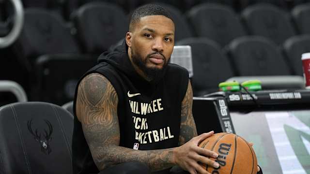 Milwaukee Bucks guard Damian Lillard (0) looks on during warmups 